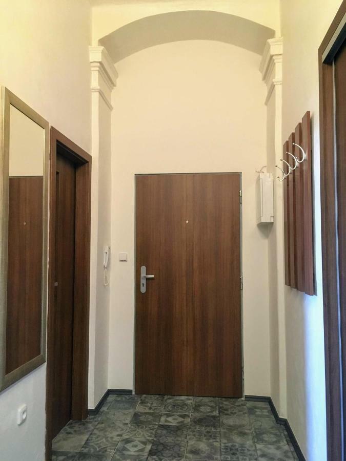Apartmám na náměstí II Opočno Exterior foto